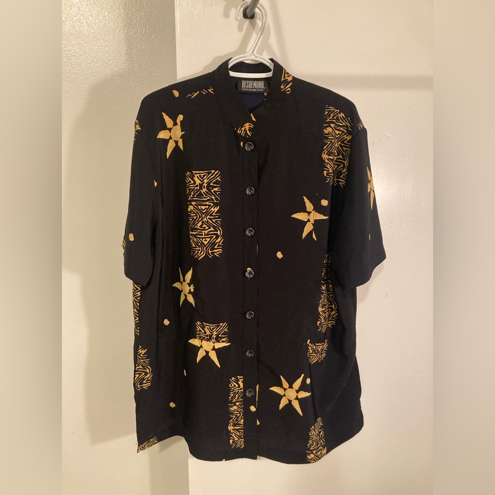 Women’s black and yellow blouse